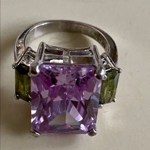 Cocktail ring